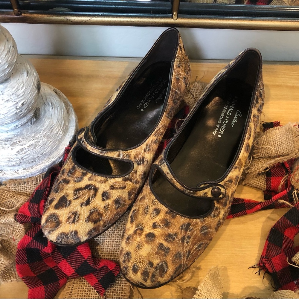 Vintage Couture Donald J Pliner Animal Print Mary Jane Flats, Size 7